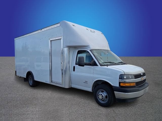 2025 Chevrolet Express Cutaway 4500 2WT