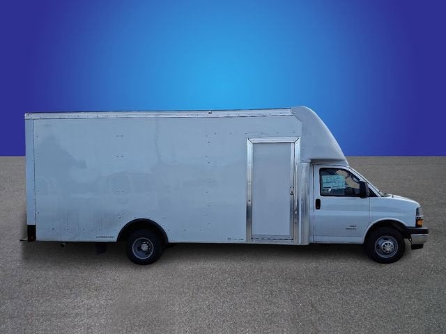 2025 Chevrolet Express Cutaway 4500 2WT