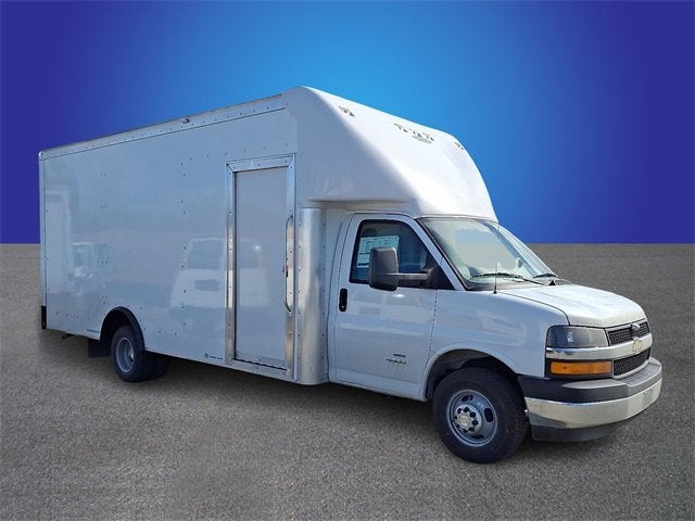 2025 Chevrolet Express Cutaway 4500 2WT