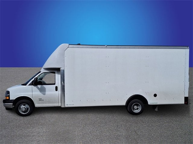 2025 Chevrolet Express Cutaway 4500 2WT