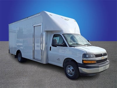 2025 Chevrolet Express Cutaway 4500 2WT