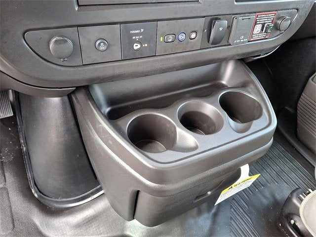 2025 Chevrolet Express Cutaway 4500 2WT