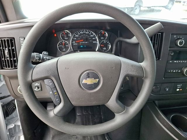 2025 Chevrolet Express Cutaway 4500 2WT