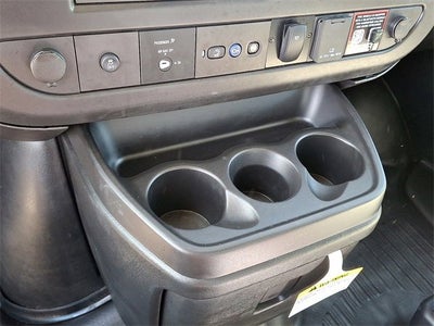 2025 Chevrolet Express Cutaway 4500 2WT