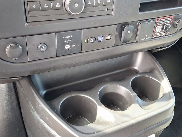 2025 Chevrolet Express Cutaway 4500 2WT