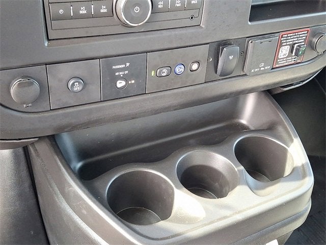 2025 Chevrolet Express Cutaway 4500 2WT