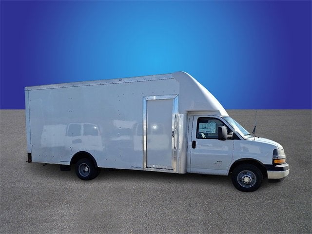 2025 Chevrolet Express Cutaway 4500 2WT