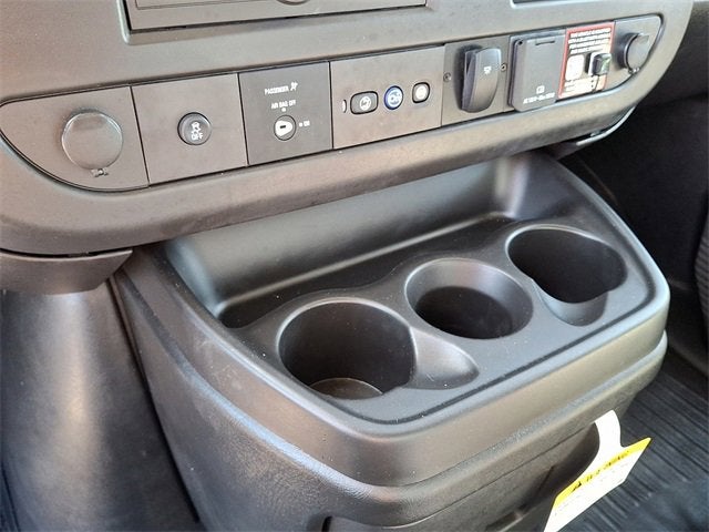 2025 Chevrolet Express Cutaway 4500 2WT