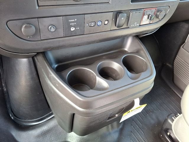 2025 Chevrolet Express Cutaway 4500 2WT