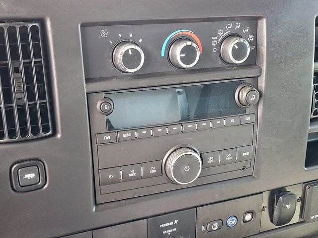 2025 Chevrolet Express Cutaway 4500 2WT