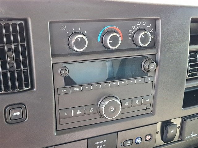 2025 Chevrolet Express Cutaway 4500 2WT