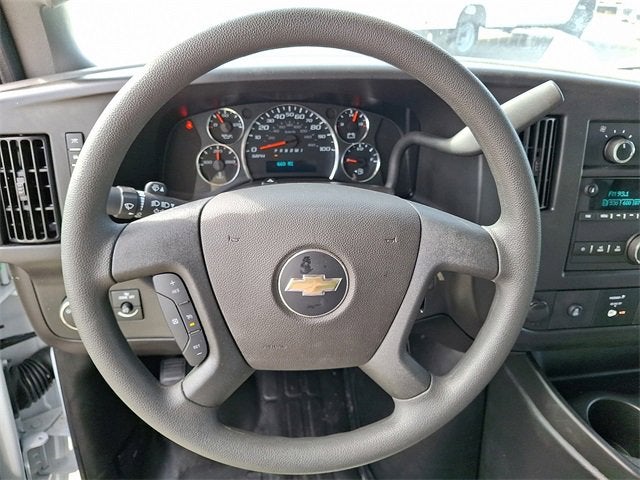 2025 Chevrolet Express Cutaway 4500 2WT