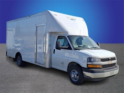 2025 Chevrolet Express Cutaway 4500 2WT