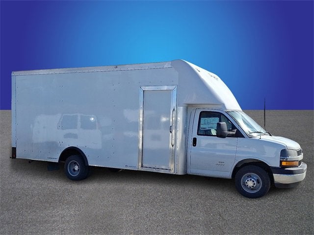 2025 Chevrolet Express Cutaway 4500 2WT