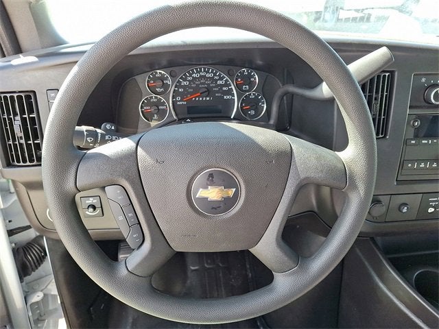 2025 Chevrolet Express Cutaway 4500 2WT