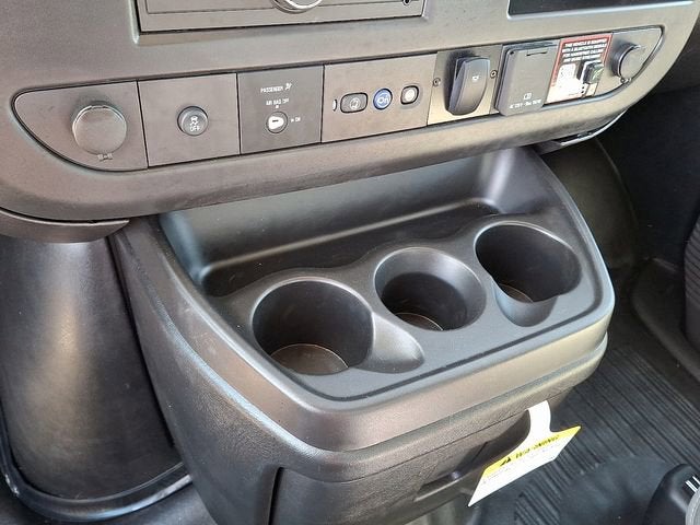 2025 Chevrolet Express Cutaway 4500 2WT