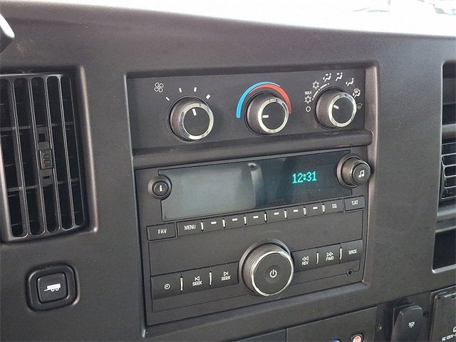 2025 Chevrolet Express Cutaway 4500 2WT