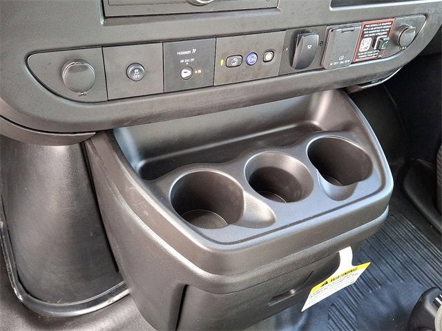 2025 Chevrolet Express Cutaway 4500 2WT