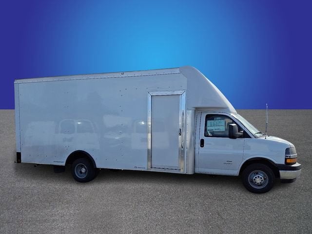 2025 Chevrolet Express Cutaway 4500 2WT