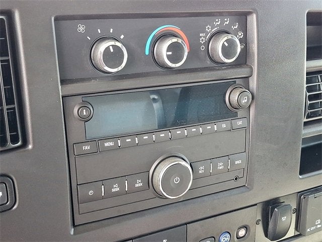 2025 Chevrolet Express Cutaway 4500 2WT