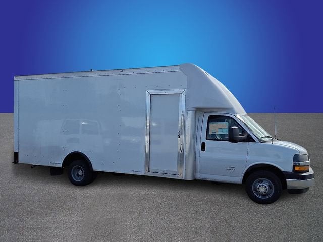 2025 Chevrolet Express Cutaway 4500 2WT