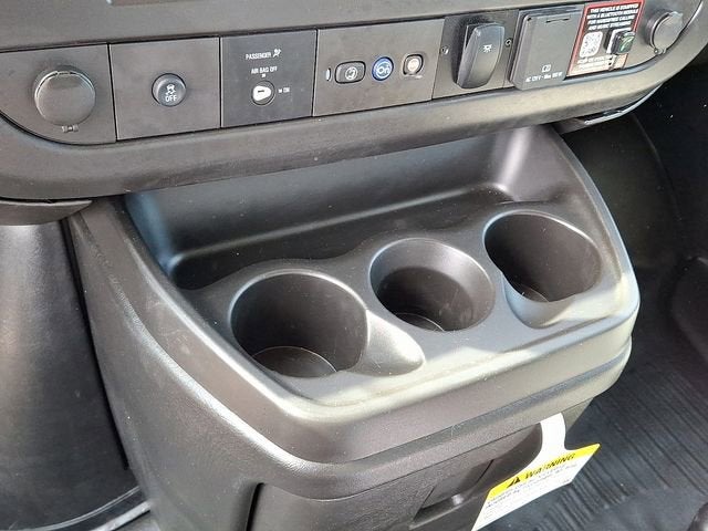 2025 Chevrolet Express Cutaway 4500 2WT
