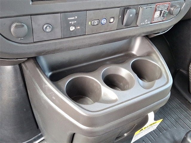 2025 Chevrolet Express Cutaway 4500 2WT