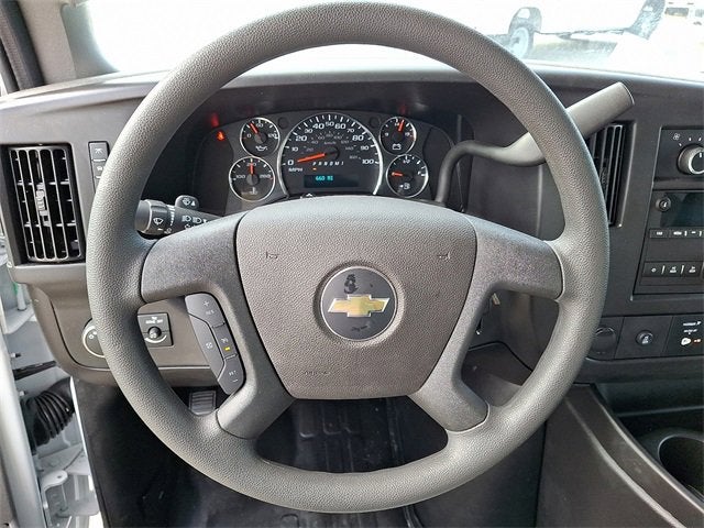 2025 Chevrolet Express Cutaway 4500 2WT