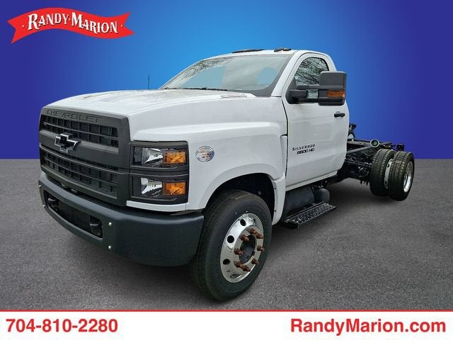 2022 Chevrolet Silverado 5500 HD Work Truck