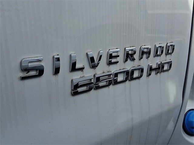2022 Chevrolet Silverado 5500 HD Work Truck