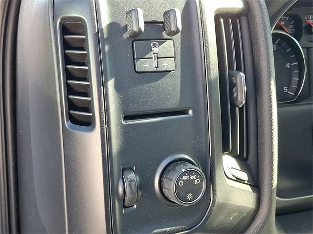 2023 Chevrolet Silverado 5500 HD Work Truck