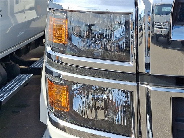 2023 Chevrolet Silverado 5500 HD Work Truck