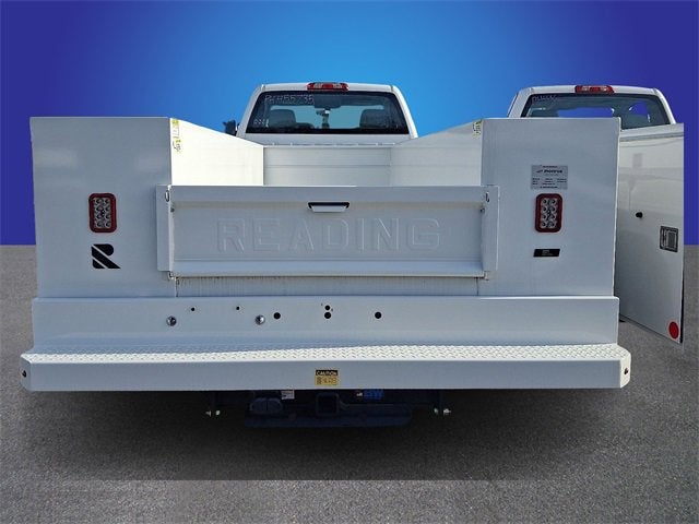 2023 Chevrolet Silverado 5500 HD Work Truck