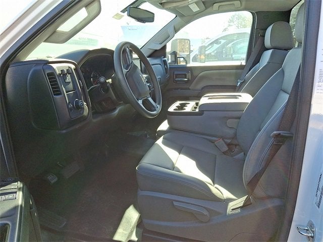 2022 Chevrolet Silverado 5500 HD Work Truck