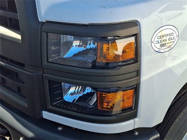 2022 Chevrolet Silverado 5500 HD Work Truck