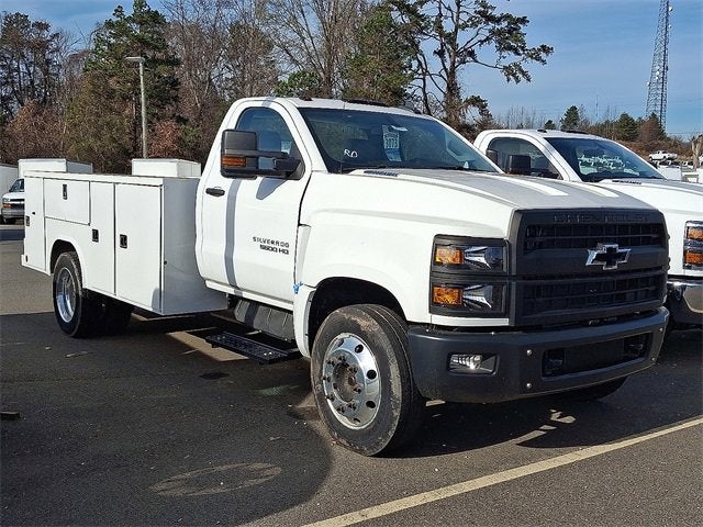 2023 Chevrolet Silverado 5500 HD Work Truck