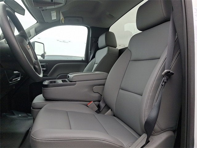 2024 Chevrolet Silverado 5500 HD Work Truck