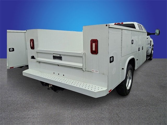 2023 Chevrolet Silverado 5500 HD Work Truck