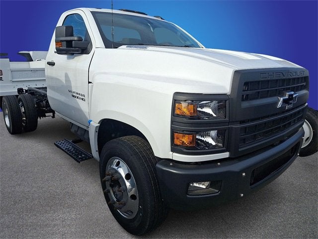 2024 Chevrolet Silverado 5500 HD Work Truck