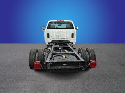 2022 Chevrolet Silverado 5500 HD Work Truck