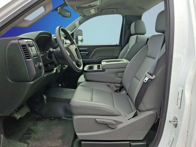 2022 Chevrolet Silverado 5500 HD Work Truck