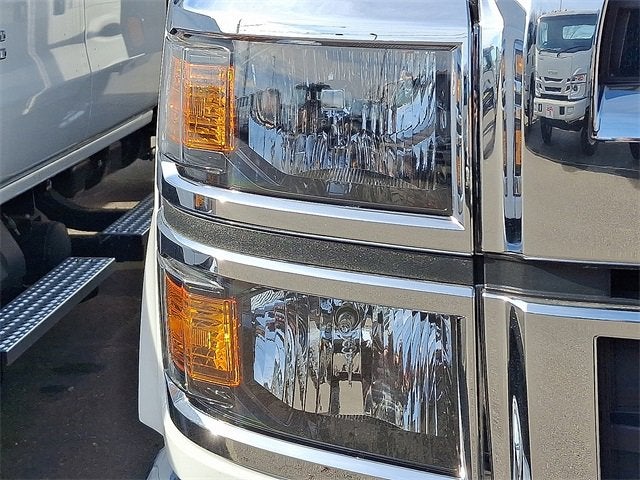 2023 Chevrolet Silverado 5500 HD Work Truck