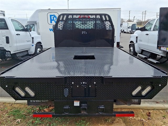 2024 Chevrolet Silverado 5500 HD Work Truck