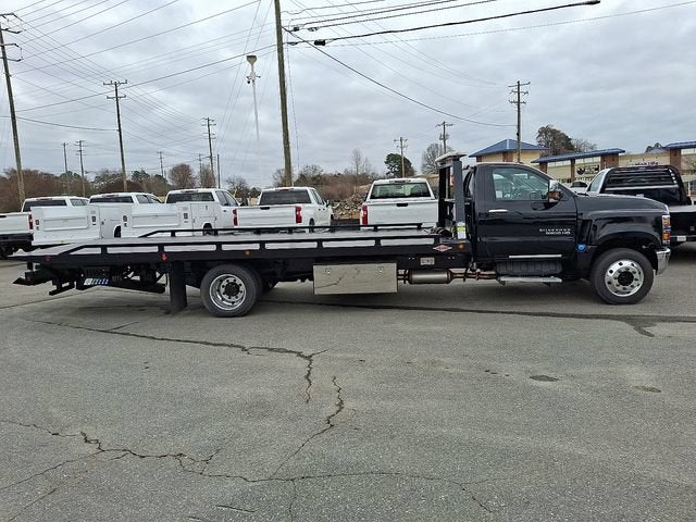 2022 Chevrolet Silverado 6500 HD LT