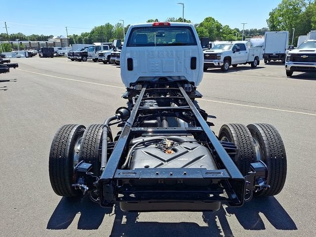 2023 Chevrolet Silverado 6500 HD LT