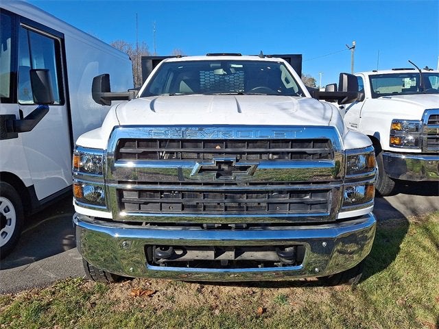 2023 Chevrolet Silverado 6500 HD Work Truck