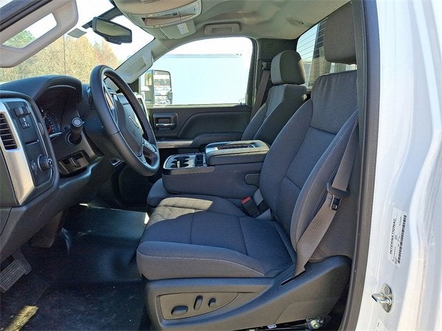 2022 Chevrolet Silverado 6500 HD LT