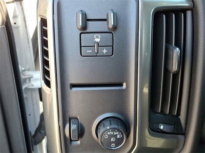 2022 Chevrolet Silverado 6500 HD LT