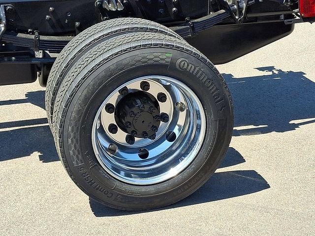 2023 Chevrolet Silverado 6500 HD LT