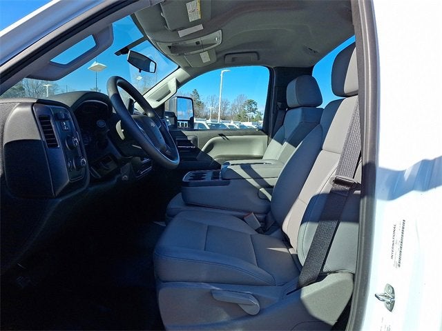 2024 Chevrolet Silverado 5500 HD Work Truck